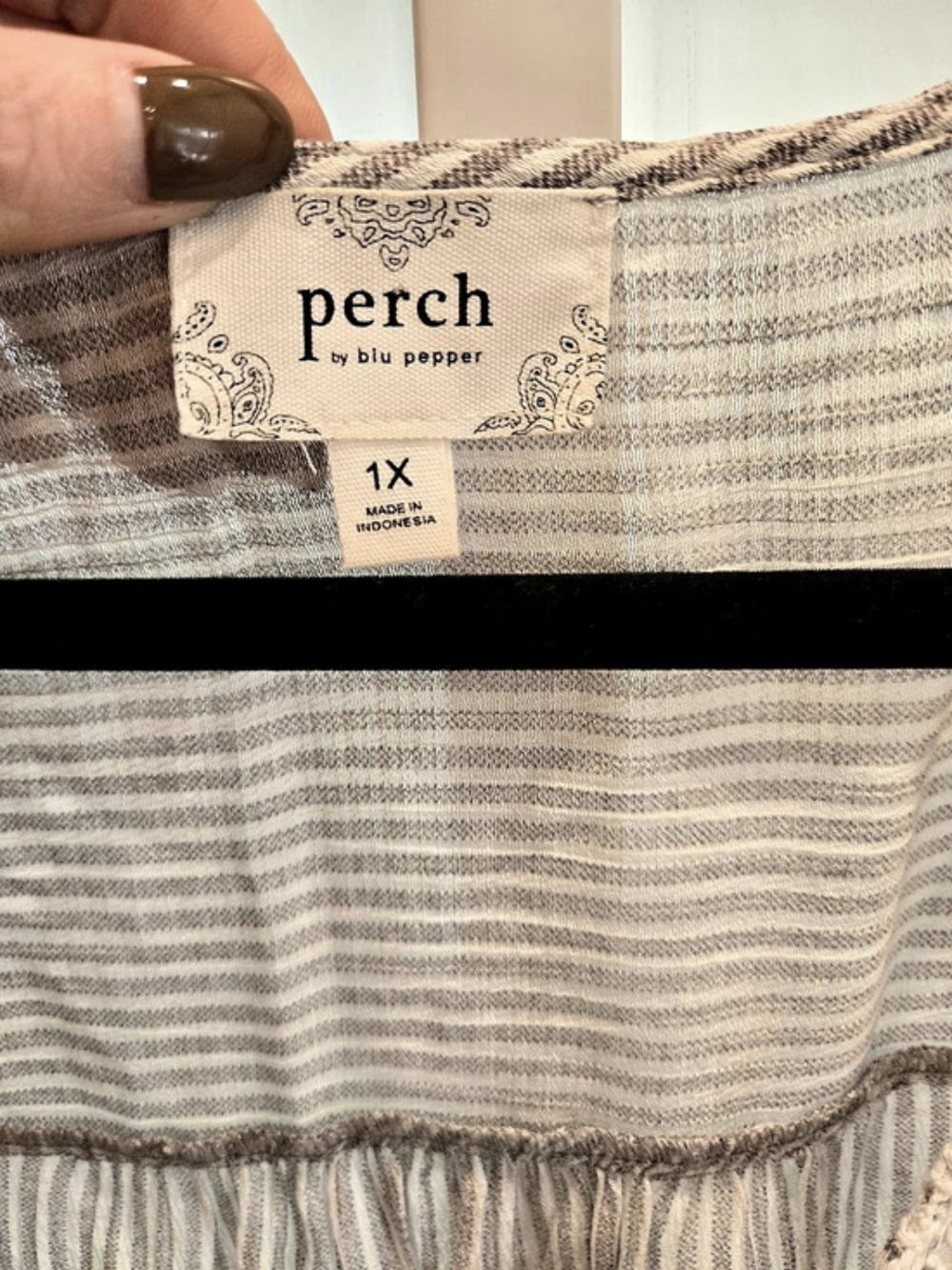 Perch by Blu Pepper Striped Lace-Trim Flutter Sleeve Top Gray & White 1X - Picture 4 of 4